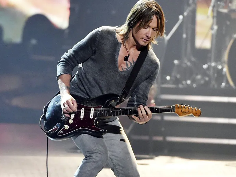 Keith Urban at American Family Insurance Amphitheater